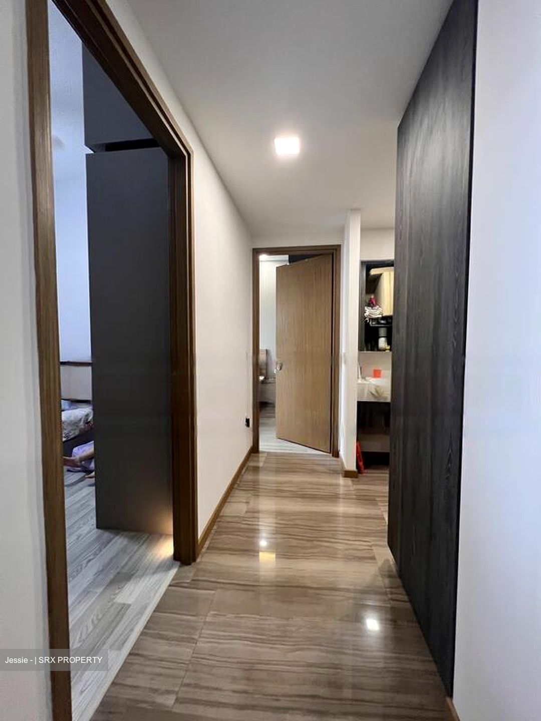 Lakeville (D22), Condominium #440857361